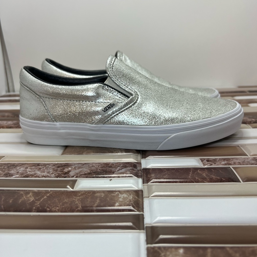 RARE🔥 VANS Slip On Sneakers Silver Dust Sparkle Shoes Sz 7.5 Men’s - 9 Women’s